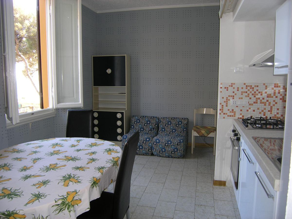 Villa Violetta กัสตีลยอนเชลโล ภายนอก รูปภาพ