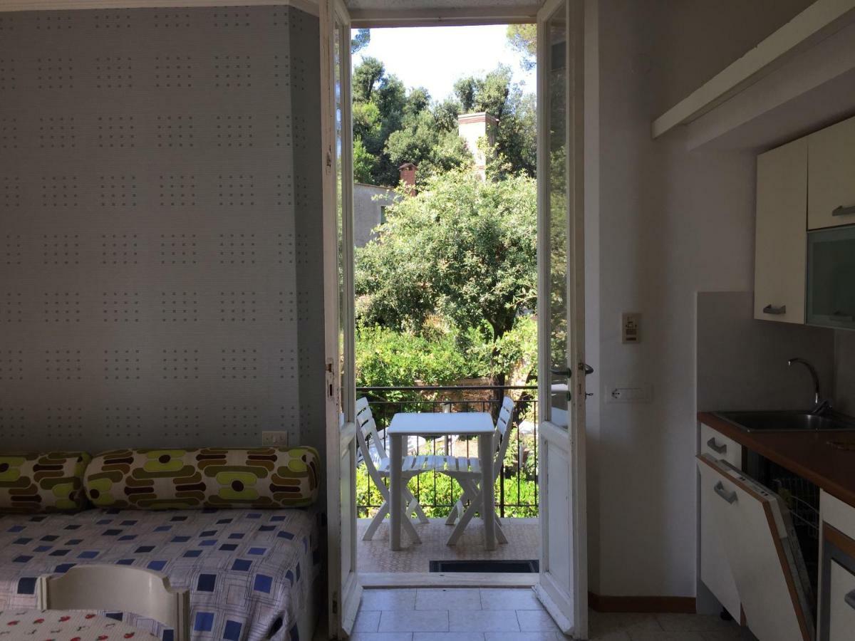 Villa Violetta กัสตีลยอนเชลโล ภายนอก รูปภาพ